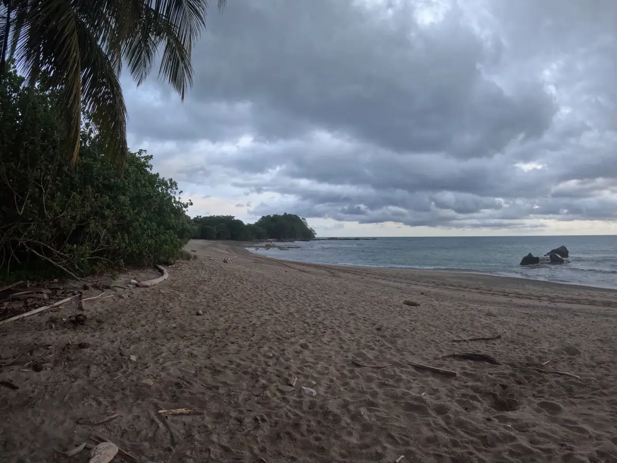 Quiet cove near Mal País and Cabo Blanco, Santa Teresa